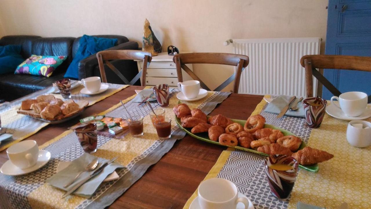 Autan Des Couleurs Bed & Breakfast Albi Bagian luar foto