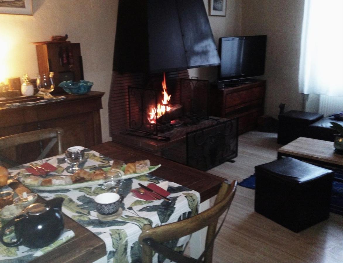 Autan Des Couleurs Bed & Breakfast Albi Bagian luar foto