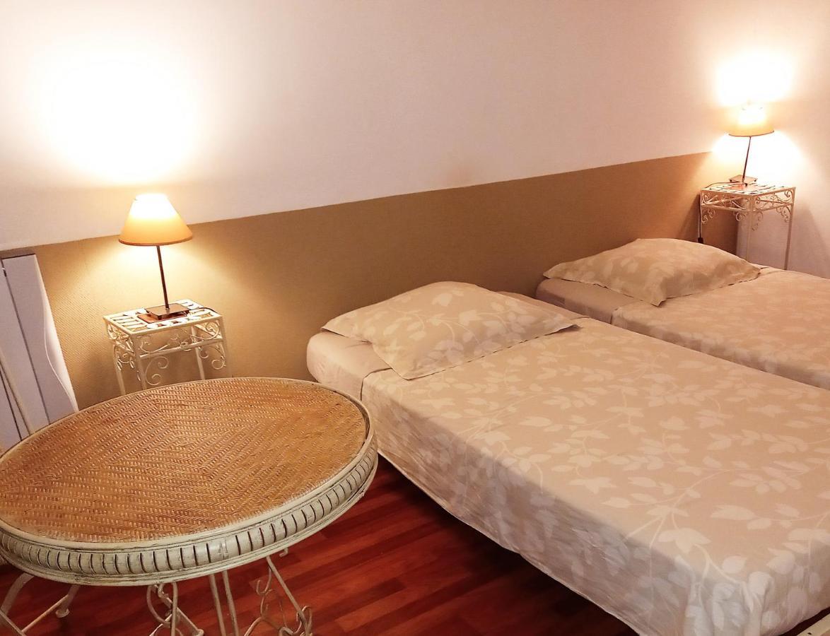 Autan Des Couleurs Bed & Breakfast Albi Bagian luar foto